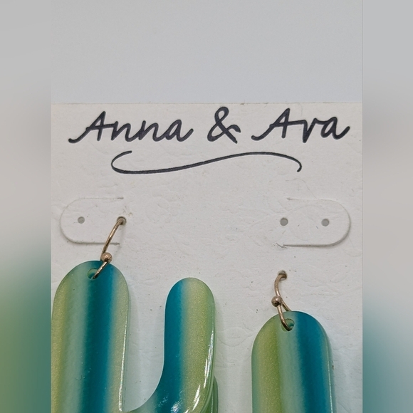 Large Cactus earrings acrylic - Picture 2 of 4